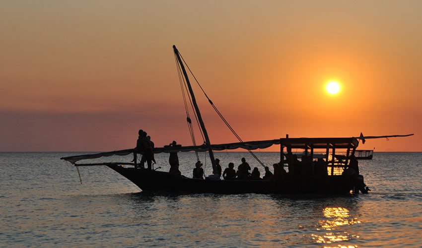 sunset dhow (3)